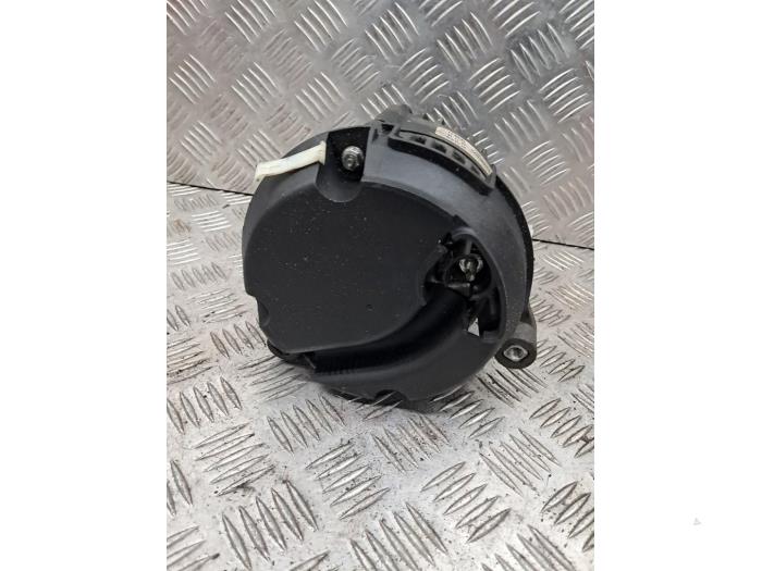 Alternator van een Ford Transit Connect 1.8 TDdi LWB Euro 4 2012