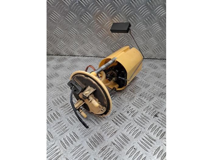 Gebruikte Tank element Pomp Fiat 500 (312) 1.3 MJTD 16V Prijs € 39,95 Margeregeling aangeboden door autodemontage denollen