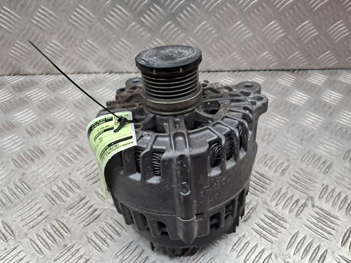 Gebruikte Dynamo Volkswagen Crafter (SY) 2.0 TDI FWD Prijs € 100,00 Margeregeling aangeboden door autodemontage denollen