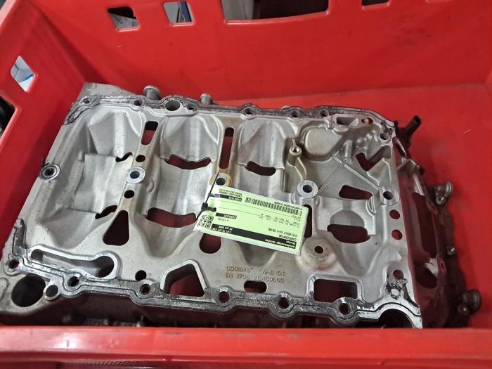 Gebruikte Carterpan Volkswagen Golf VII (AUA) 2.0 GTI 16V Performance Package Prijs € 175,00 Margeregeling aangeboden door autodemontage denollen