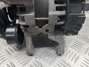 Dynamo van een Mercedes-Benz A (177.0) 1.3 A-180 Turbo 16V 2018