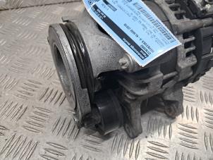 Dynamo van een Mercedes-Benz A (177.0) 1.3 A-180 Turbo 16V 2018