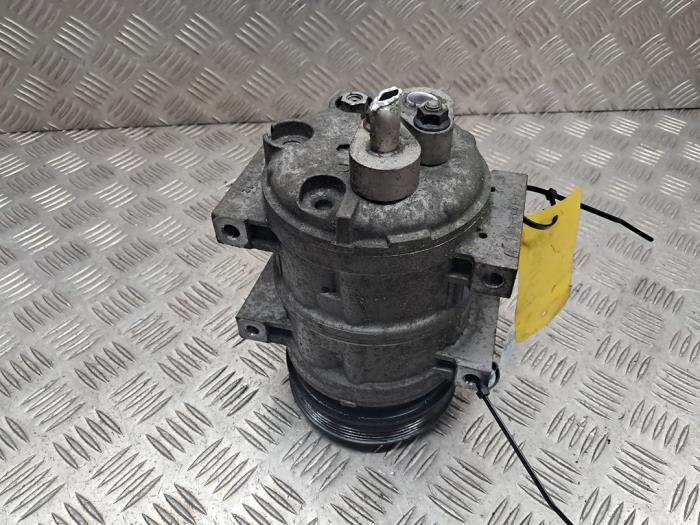 Gebruikte Pomp Airco Volvo V40 (VW) 1.8 16V Prijs € 75,00 Margeregeling aangeboden door autodemontage denollen