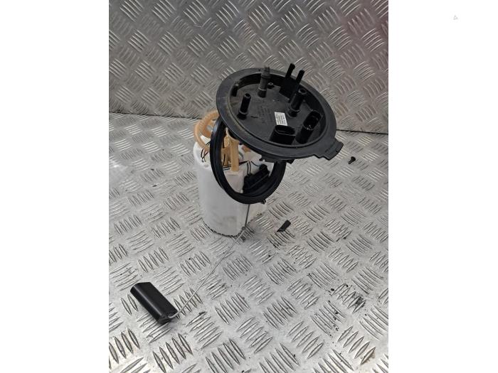 Gebruikte Tank element Pomp Audi A3 Sportback (8VA/8VF) 1.6 TDI 16V Prijs € 45,00 Margeregeling aangeboden door autodemontage denollen