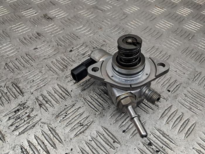 Gebruikte Hogedrukpomp Renault Scénic III (JZ) 1.2 16V TCe 115 Energy Prijs € 300,00 Margeregeling aangeboden door autodemontage denollen