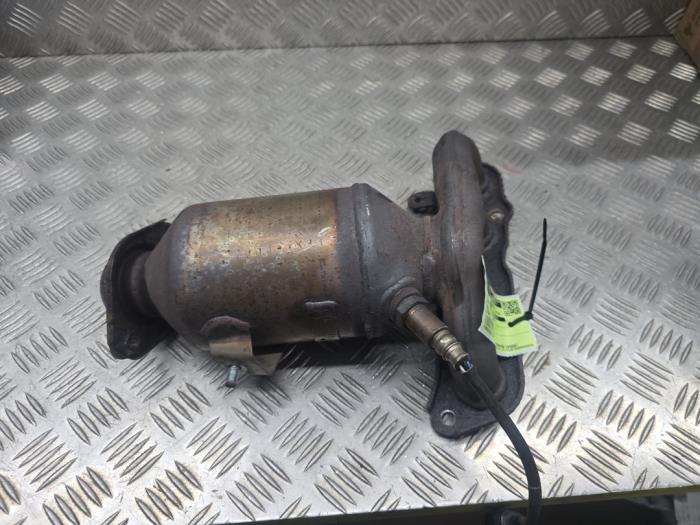Gebruikte Katalysator Toyota Yaris (P1) 1.0 16V VVT-i Prijs € 275,00 Margeregeling aangeboden door autodemontage denollen
