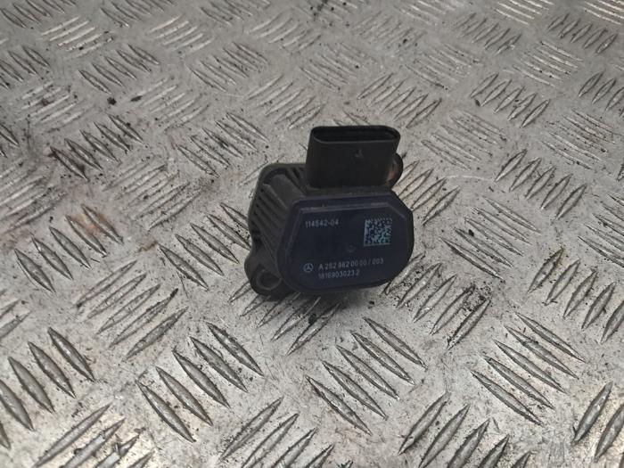 Gebruikte Nokkenas Sensor Mercedes A (177.0) 1.3 A-200 Turbo 16V Prijs op aanvraag aangeboden door autodemontage denollen