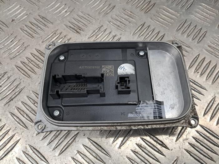 Gebruikte Module LED koplamp Mercedes A (W176) 1.6 A-200 16V Prijs € 150,00 Margeregeling aangeboden door autodemontage denollen