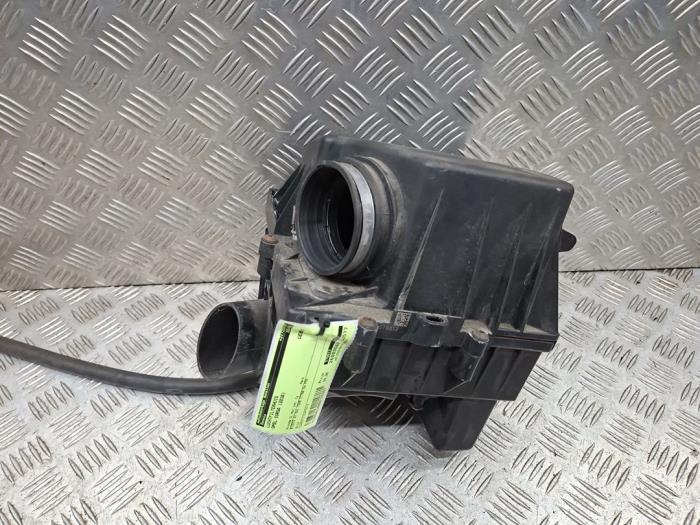 Gebruikte Luchtfilterhuis Opel Corsa E 1.3 CDTi 16V ecoFLEX Prijs € 59,95 Margeregeling aangeboden door autodemontage denollen
