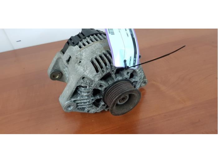 Gebruikte Dynamo Renault Megane (BA) 1.8 16V Prijs € 22,00 Margeregeling aangeboden door autodemontage denollen