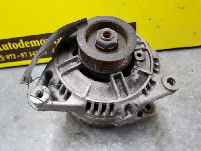 Gebruikte Alternator Audi A3 (8L1) 1.6 Prijs € 22,00 Margeregeling aangeboden door autodemontage denollen