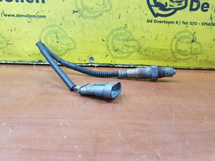 Lambda Sonde van een Alfa Romeo 147 (937) 1.6 HP Twin Spark 16V 2002