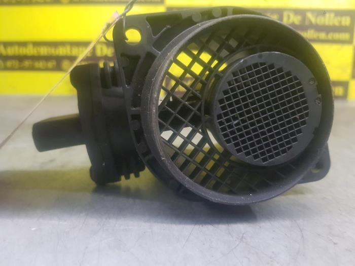 Gebruikte Luchtmassameter Skoda Fabia II (5J) 1.4 TDI 80 Prijs € 9,99 Margeregeling aangeboden door autodemontage denollen