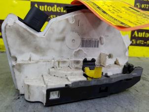 Gebruikte Deurslot Mechaniek 4Deurs rechts-achter Seat Ibiza IV (6J5) Prijs € 350,00 Margeregeling aangeboden door de Nollen autorecycling