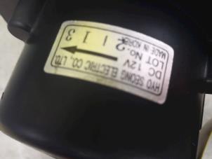 Gebruikte Chaufage Ventilatiemotor Kia Carens Prijs € 50,00 Margeregeling aangeboden door de Nollen autorecycling