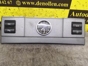 Gebruikte Uurwerk Landrover Vogue Prijs € 30,25 Inclusief btw aangeboden door de Nollen autorecycling