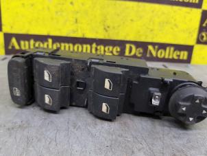 Gebruikte Schakelblok ruiten Citroen C4 Berline (LC) 1.6 HDi 16V 110 Prijs € 90,75 Inclusief btw aangeboden door de Nollen autorecycling