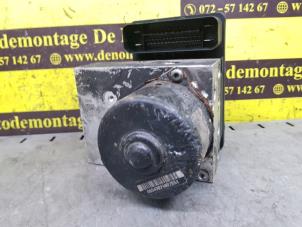 Gebruikte ABS Pomp Jaguar XJ (X350) 2.7d V6 24V Prijs € 214,00 Margeregeling aangeboden door de Nollen autorecycling