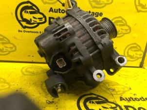 Gebruikte Dynamo Peugeot 207 CC (WB) 1.6 16V Prijs € 90,75 Inclusief btw aangeboden door de Nollen autorecycling