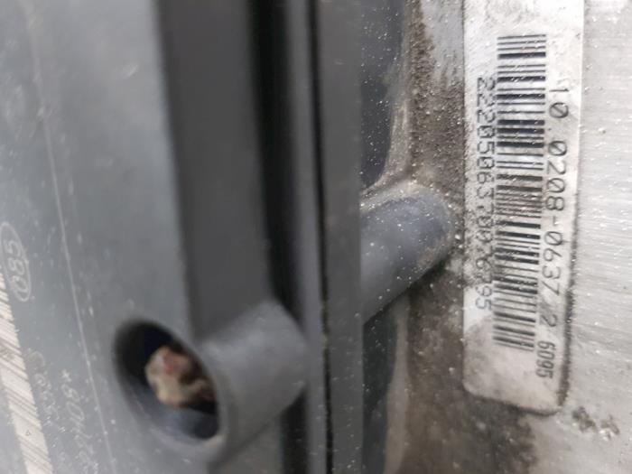 ABS Pomp van een Mercedes-Benz ML II (164/4JG) 3.0 ML-320 CDI 4-Matic V6 24V 2008