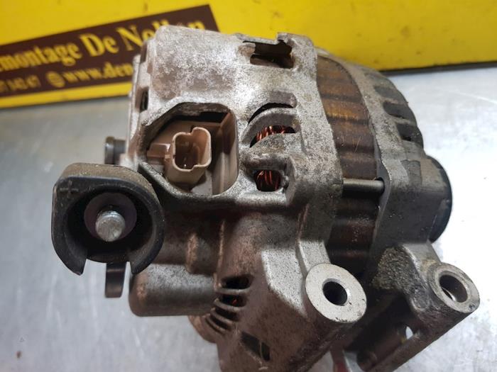 Dynamo van een MINI Mini One/Cooper (R50) 1.6 16V Cooper 2001