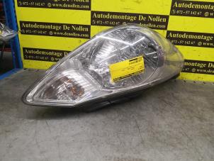 Gebruikte Rechter Koplamp Hyundai i10 (F5) 1.1 CRDi VGT 12V Prijs € 150,00 Margeregeling aangeboden door de Nollen autorecycling