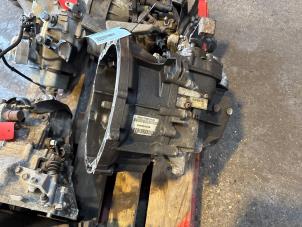 Gebruikte Versnellingsbak Mini Mini (R56) 1.4 16V One Prijs € 272,25 Inclusief btw aangeboden door de Nollen autorecycling