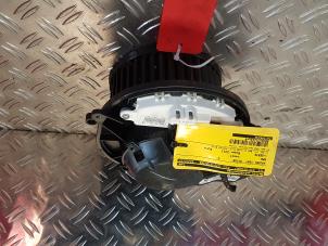 Gebruikte Blower BMW 1 serie (E81) 116d 16V Prijs € 75,00 Margeregeling aangeboden door de Nollen autorecycling