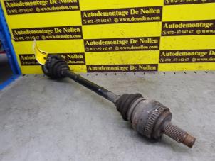 Gebruikte Steekas links-achter BMW 1 serie (E82) 118d 16V Prijs € 100,00 Margeregeling aangeboden door de Nollen autorecycling