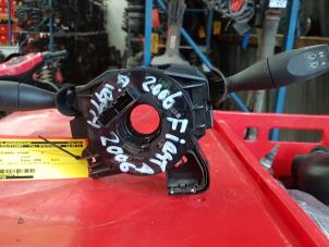 Gebruikte Combischakelaar Stuurkolom Ford Fiesta 5 (JD/JH) 1.3 Prijs € 35,00 Margeregeling aangeboden door de Nollen autorecycling