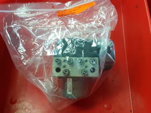 Gebruikte ABS Pomp Mini Mini (R56) 1.6 16V Cooper Prijs € 181,50 Inclusief btw aangeboden door de Nollen autorecycling