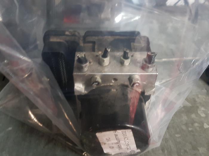 Gebruikte ABS Pomp Ford Focus 3 1.0 Ti-VCT EcoBoost 12V 100 Prijs € 154,88 Inclusief btw aangeboden door autodemontage denollen
