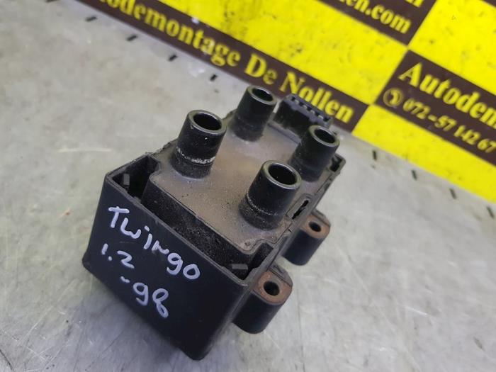 Gebruikte Bobine Renault Twingo (C06) 1.2 Prijs € 14,00 Margeregeling aangeboden door autodemontage denollen