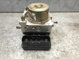 Gebruikte ABS Pomp Nissan X-Trail (T30) Prijs € 171,00 Margeregeling aangeboden door de Nollen autorecycling