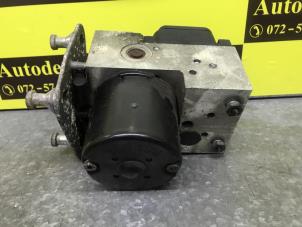 Gebruikte ABS Pomp Mercedes E (W210) 2.0 E-200 16V Prijs € 50,00 Margeregeling aangeboden door de Nollen autorecycling