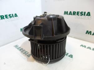 Gebruikte Kachel Ventilatiemotor Citroen C5 I Berline (DC) 2.0 HDi 110 Prijs € 30,00 Margeregeling aangeboden door Maresia Parts