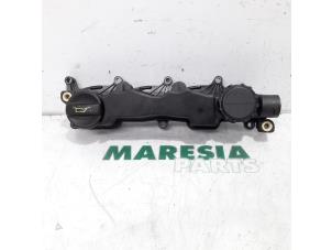Gebruikte Kleppendeksel Citroen C3 Picasso (SH) 1.6 HDi 16V 90 Prijs € 35,00 Margeregeling aangeboden door Maresia Parts
