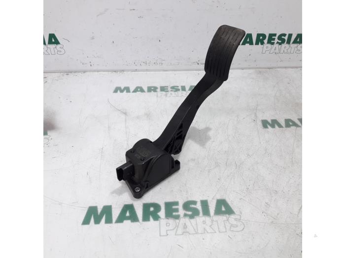 Gebruikte Gaspedaalpositie Sensor Citroen C4 Grand Picasso (UA) 1.8 16V Prijs € 30,00 Margeregeling aangeboden door Maresia Parts