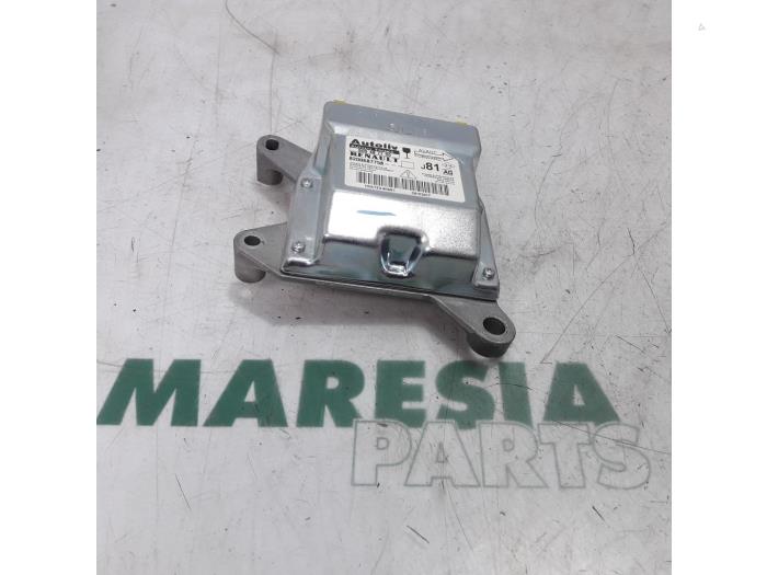Gebruikte Module Airbag Renault Espace (JK) 3.0 dCi V6 24V Prijs € 100,00 Margeregeling aangeboden door Maresia Parts