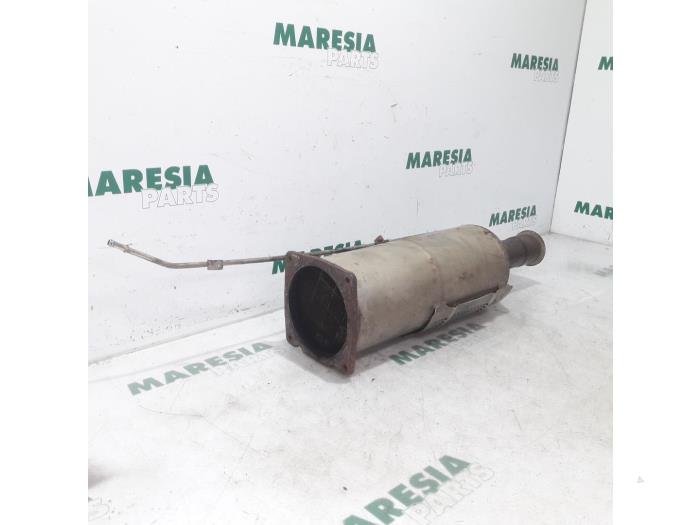 Gebruikte Roetfilter Peugeot 607 (9D/U) 2.2 HDiF 16V Prijs € 157,50 Margeregeling aangeboden door Maresia Parts