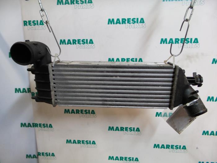 Gebruikte Intercooler Peugeot 807 2.2 HDiF 16V Prijs € 40,00 Margeregeling aangeboden door Maresia Parts