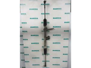 Gebruikte Stuurhuis Fiat Stilo (192A/B) 1.9 JTD 115 Prijs € 60,00 Margeregeling aangeboden door Maresia Parts