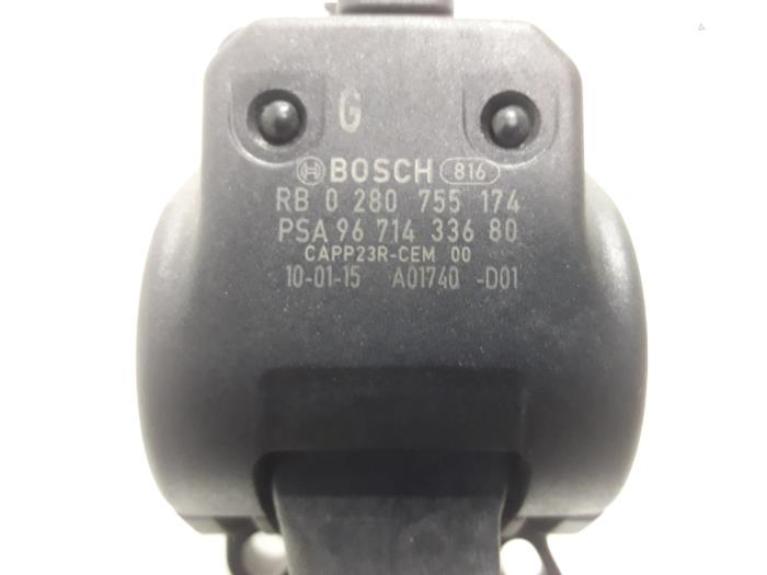 Sensor Gaspedaalpositie van een Peugeot 207 CC (WB) 1.6 16V 2010