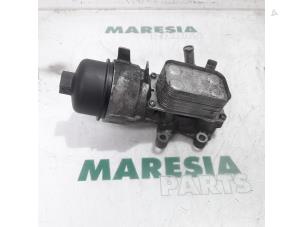 Gebruikte Oliefilterhouder Citroen C4 Grand Picasso (UA) 2.0 HDiF 16V 135 Prijs € 50,00 Margeregeling aangeboden door Maresia Parts