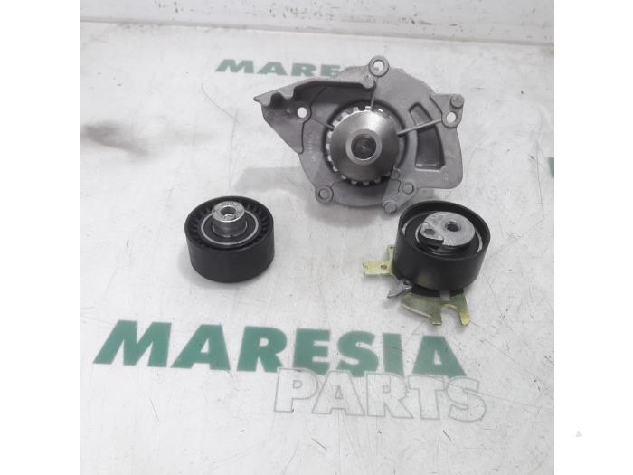 Gebruikte Spanrol Distributieriem Citroen C4 Grand Picasso (UA) 2.0 HDiF 16V 135 Prijs € 50,00 Margeregeling aangeboden door Maresia Parts