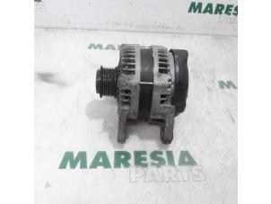 Gebruikte Alternator Alfa Romeo 159 Sportwagon (939BX) 3.2 JTS V6 24V Prijs € 157,50 Margeregeling aangeboden door Maresia Parts