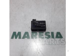 Gebruikte Regensensor Peugeot 207/207+ (WA/WC/WM) 1.6 HDi 16V Prijs € 25,00 Margeregeling aangeboden door Maresia Parts