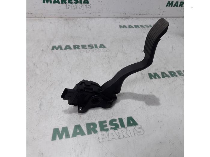 Gebruikte Gaspedaalpositie Sensor Peugeot 207/207+ (WA/WC/WM) 1.6 HDi 16V Prijs € 20,00 Margeregeling aangeboden door Maresia Parts
