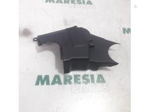 Gebruikte Distributiedeksel Fiat Punto II (188) 1.2 60 S 3-Drs. Prijs € 15,00 Margeregeling aangeboden door Maresia Parts