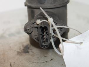 Gebruikte Luchthoeveelheidsmeter Alfa Romeo 147 (937) 2.0 Twin Spark 16V Prijs € 35,00 Margeregeling aangeboden door Maresia Parts